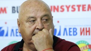Венци Стефанов най-после намери треньор на Славия