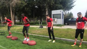 ЦСКА вече се готви за "Вечното дерби", Каранга също тренира