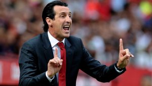 Унай Емери най-после победи Барса