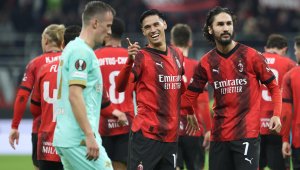 Славия Прага - Милан