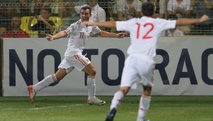 Испания на финал и на европейското до 19 г.