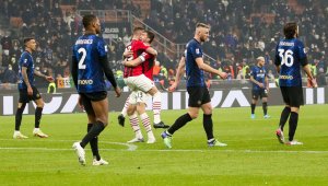 Милан приема Лацио в търсене на ново дерби с Интер