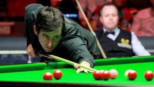 Рони О'Съливан унищожи Джон Хигинс в Уелс