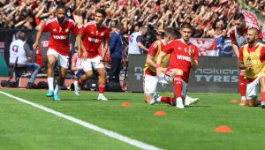 ЦСКА бутнал Варела с две заплати