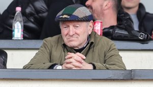 И Мишо Касабов не дава оставка - чака други да дадат пример