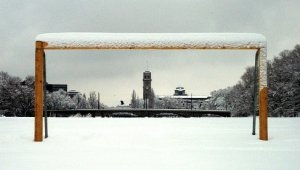 Парно в обувките, нова трева и вазелин