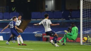 Челси завърши годината с горчилка