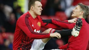 Ван Гаал остана и без Джоунс