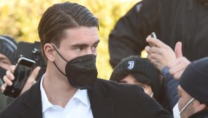 Виери след трансфера на Влахович: Стига оправдания