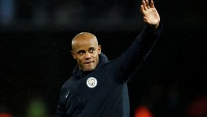 Барса готви лятна изненада, може да се подсили с чупливия Компани