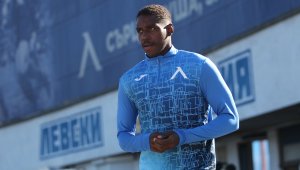 Левски прати ново попълнение в Гърция по спешност