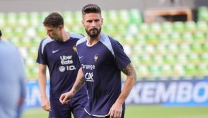 Жиру тъжи за контузията на Мбапе