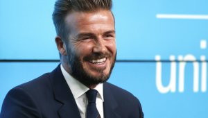 Бекъм към Флорентино Перес: Долу ръцете от Анчелоти!