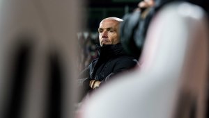 Аякс уволни треньора