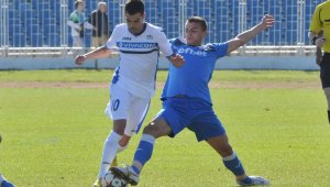 Стойчо натиска Бедоя за нов договор