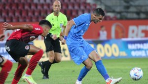 Скандално: Шефовете на Левски нарекоха съдия „извиняващо се нищожество“