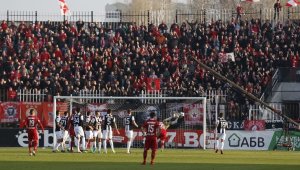 Локо Пловдив би ЦСКА със засада. "Армейците" отново остават с калъфките