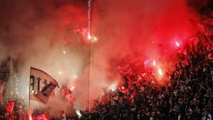 Нямат угодия: Феновете в Германия мрънкат от статута на Байер