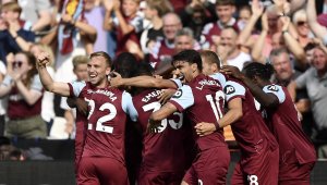 Уест Хям срази Челси с 3:1! Ужасен дебют за Кайседо