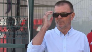 Стойчо Младенов: Раздвоението между ЦСКА трябва да приключи