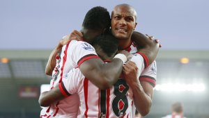 Съндърланд прати Нюкасъл и Норич в Чемпиъншип