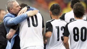 Сензация в Румъния! Астра Гюргево вдигна титлата