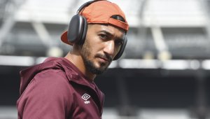 Лион все пак привлече играч на Чуковете