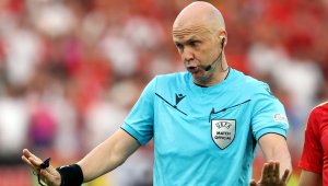 Италианските медии съсипаха съдията Тейлър: "Моуриньо беше прав"