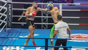  Фабиан Лорито срещу Давид Сабо-Тот в Grand Prix битка за титлата до 85 кг
