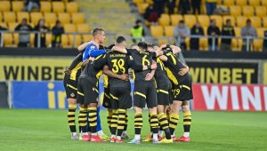 Ботев Пловдив се разпада, масова чистка на "Колежа"