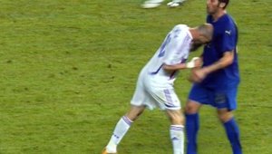 Секс скандали, бой, конкуренция... Вижте най-големите футболни конфликти за XXI век