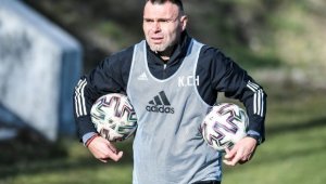 Случи се: Любимец на Сектор "Г" стана треньор в Лудогорец