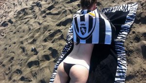 Секс-символ се подмокри от трансфера на Джан в Юве + ГАЛЕРИЯ