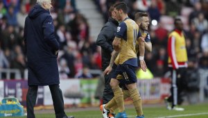 Венгер подпука мързеливия Йозил