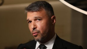 Божинов с много емоционален призив за Любо Пенев