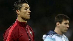 Как Роналдо преоткри щастието, а Меси го загуби