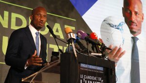 Дидие Дрогба пое Кот д’Ивоар