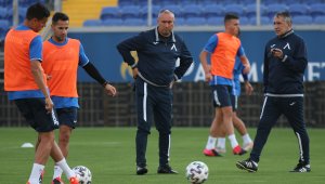 Мъри покани любимец на сектор "Б" в Левски