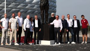 Румениге и Вацке защитиха УЕФА и руснаците