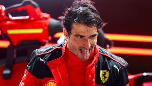 Карлос разкри как прекъсна поредицата на Верстапен