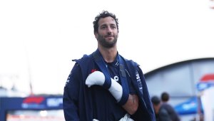 Австралиец е аут от ГП на Нидерландия във Ф1 с контузия в ръката