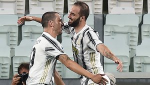 Бекъм преговаря с Юве за Пипита