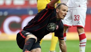 Алекс Майер се завърна от лазарета с хеттрик