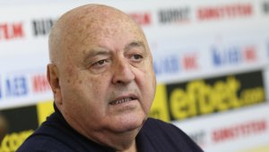 Венци Стефанов: На 70 г. съм, но ме е страх от грозни жени, не от коронавируса