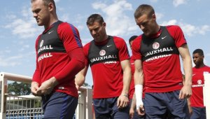 Вражда Варди - Кейн подпалва Англия