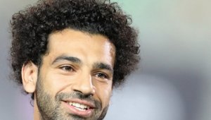 Чеченци зарадваха Мохамед Салах със 100-килограмова торта