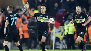 Интер сплоти отбора с барбекю, аржентинци приготвиха скарата