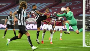 Свраките полетяха на "Лондон Стейдиъм"