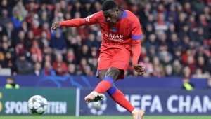 Ас на ПСЖ каза дали напуска заради Манчестър Юнайтед