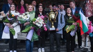 Антоанета Стефанова: Тези момичета ще донесат много медали на българския шахмат